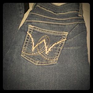 WOMEN'S WRANGLER RETRO® MAE JEANS